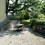Di Piera Villa *